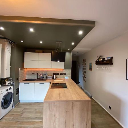 Le Malaga - Parking & Balcon, A 500M Du Lac ! Annecy Ngoại thất bức ảnh
